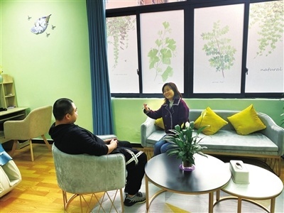 重慶大渡口 社區服務暖人心，心理咨詢解憂結